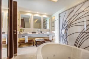 royalton_negril_luxury_presidential_one_bedroom_ocean_view-17-62531480c5e36